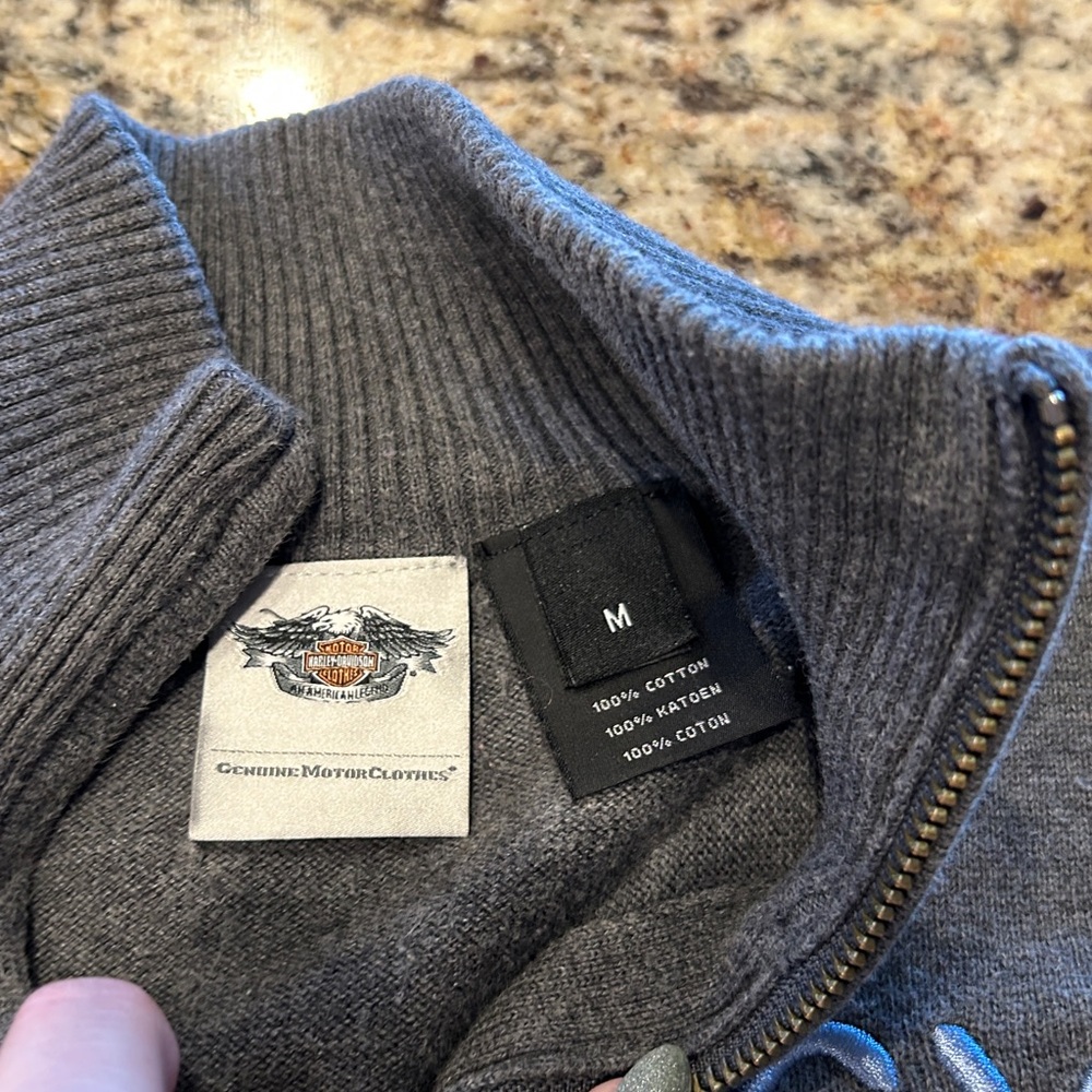 Harley Davidson Womens Embroidered Gray Cable Knit  Quarter Zip Sweater Sz Med. - Picture 2 of 3